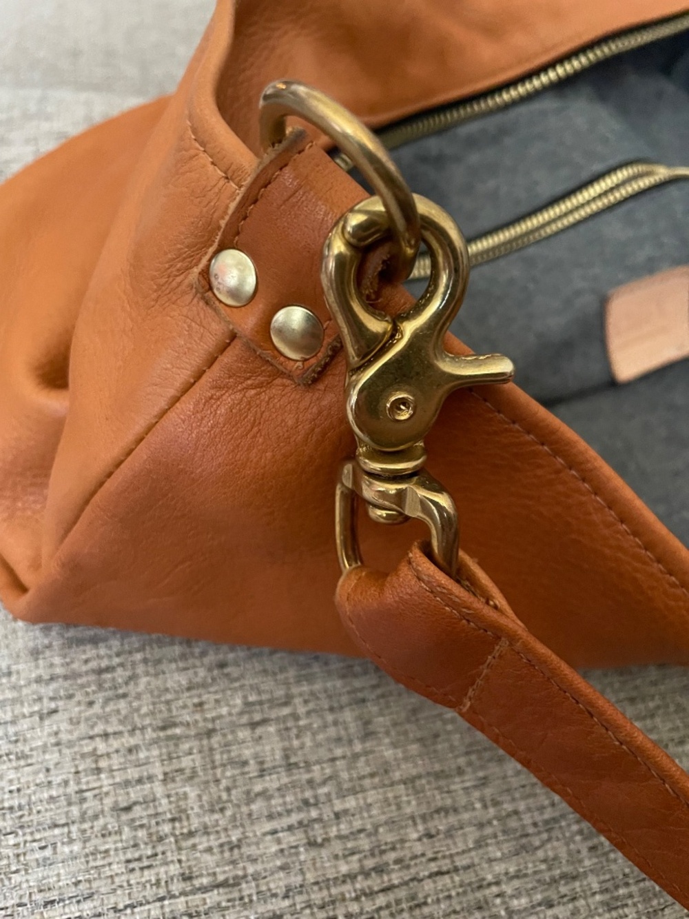 Clare V leather tan messenger bag - Picture 6 of 6